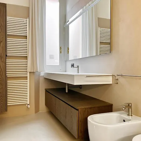 Ur Nest Santo Stefano G * Bologna