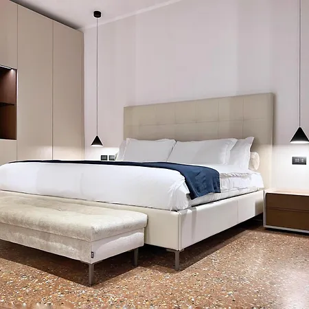 Ur Nest Santo Stefano G Bolonia
