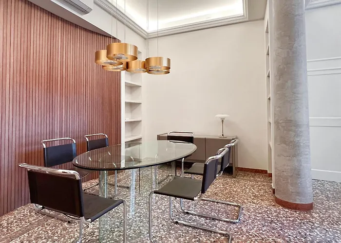 Ur Nest Santo Stefano G דירה *