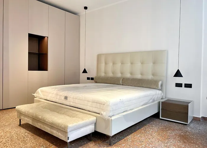 Daire Ur Nest Santo Stefano G Bolonya