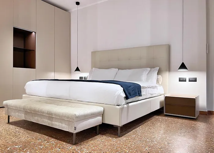Ur Nest Santo Stefano G Bolonia