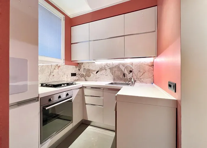 Ur Nest Santo Stefano G *